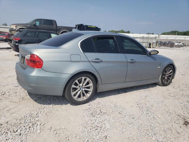 Photo 3 from auction – 2006 BMW 330 I with VIN WBAVB33536KR79239