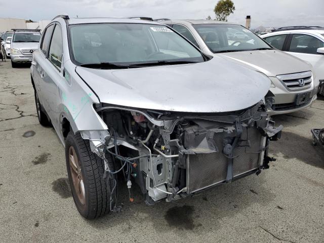 Photo 4 from auction – 2015 TOYOTA RAV4 XLE with VIN JTMWFREV3FD074337