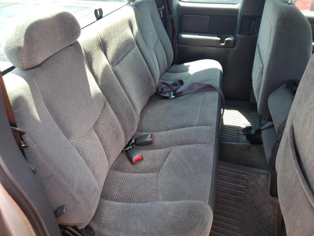 Photo 10 from auction – 2004 CHEVROLET SILVERADO with VIN 2GCEC19T841159844