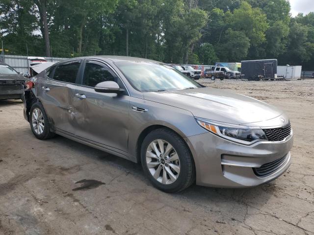 Photo 4 from auction – 2018 KIA OPTIMA LX with VIN 5XXGT4L37JG256008