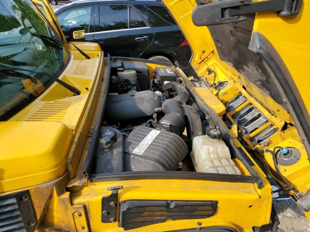 Photo 11 from auction – 2004 HUMMER H2 with VIN 5GRGN23U74H108776