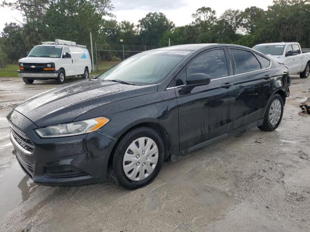 FORD FUSION S 2013 with VIN 3FA6P0G76DR382300 - Photo from auction