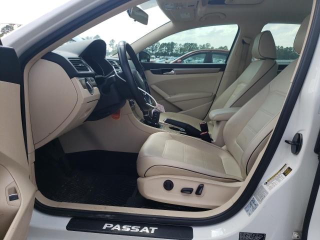 Photo 7 from auction – 2017 VOLKSWAGEN PASSAT SE with VIN 1VWBT7A38HC047494