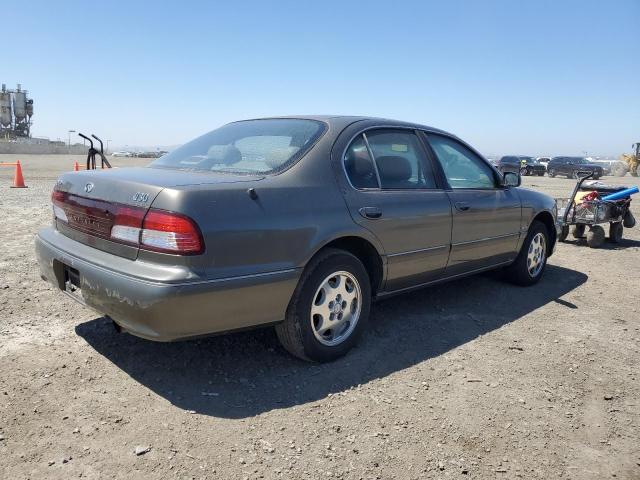 Photo 3 from auction – 1999 INFINITI I30 with VIN JNKCA21A0XT777282