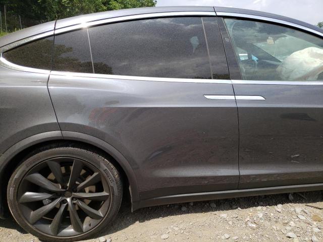 Photo 10 from auction – 2018 TESLA MODEL X with VIN 5YJXCBE21JF133610
