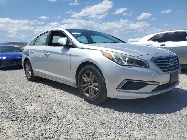 Photo 4 from auction – 2016 HYUNDAI SONATA SE with VIN 5NPE24AF4GH268346