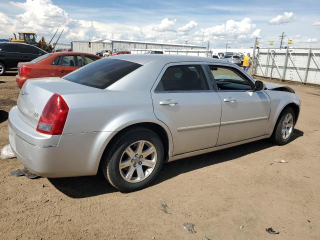 Photo 3 from auction – 2007 CHRYSLER 300 TOURIN with VIN 2C3KA53G17H883676