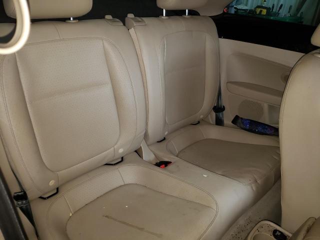 Photo 10 from auction – 2017 VOLKSWAGEN BEETLE SE with VIN 3VWJ17AT6HM602359