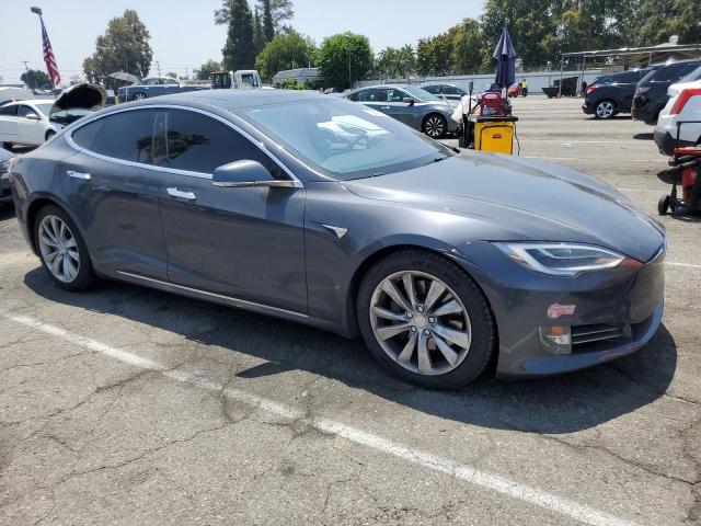Photo 4 from auction – 2017 TESLA MODEL S with VIN 5YJSA1E22HF189964