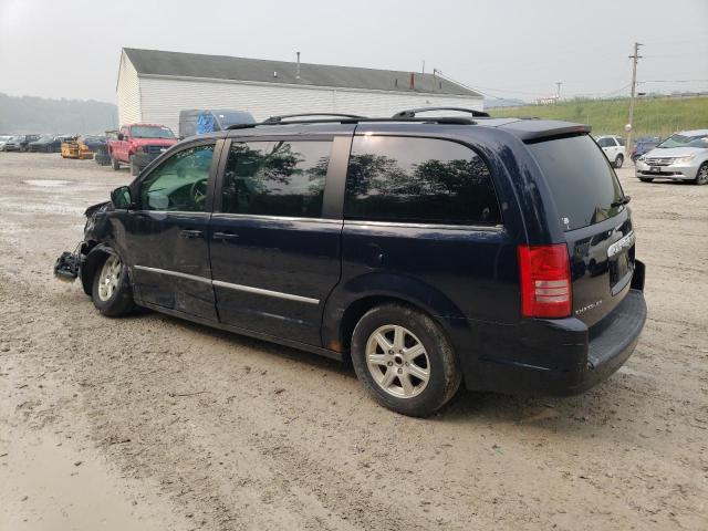 Photo 2 from auction – 2010 CHRYSLER TOWN & COU with VIN 2A4RR8D1XAR320734