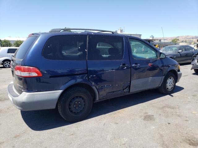 Photo 3 from auction – 2002 TOYOTA SIENNA CE with VIN 4T3ZF19C82U501645