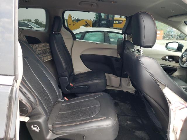 Photo 11 from auction – 2018 CHRYSLER PACIFICA with VIN 2C4RC1BG6JR322535