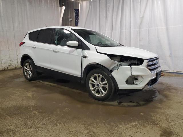 Photo 4 from auction – 2019 FORD ESCAPE SE with VIN 1FMCU9GD3KUB43594