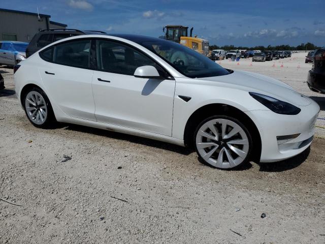 Photo 4 from auction – 2022 TESLA MODEL 3 AW with VIN 5YJ3E1EB6NF186554
