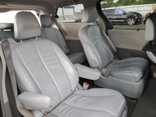Photo 11 from auction – 2013 TOYOTA SIENNA XLE with VIN 5TDDK3DC6DS049319