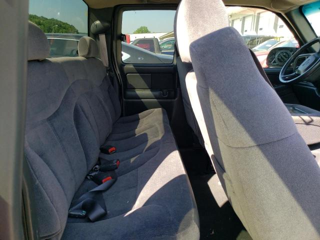 Photo 10 from auction – 2002 GMC NEW SIERRA with VIN 2GTEK19T221179720