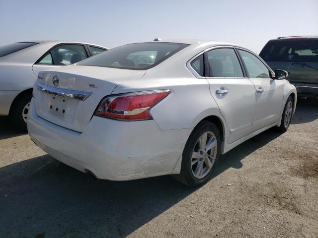Photo 3 from auction – 2015 NISSAN ALTIMA with VIN 1N4AL3AP4FN905528