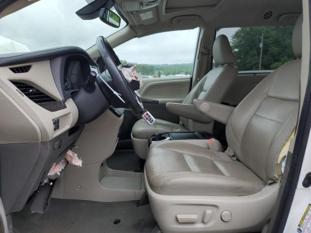 Photo 7 from auction – 2020 TOYOTA SIENNA XLE with VIN 5TDDZ3DC1LS228409