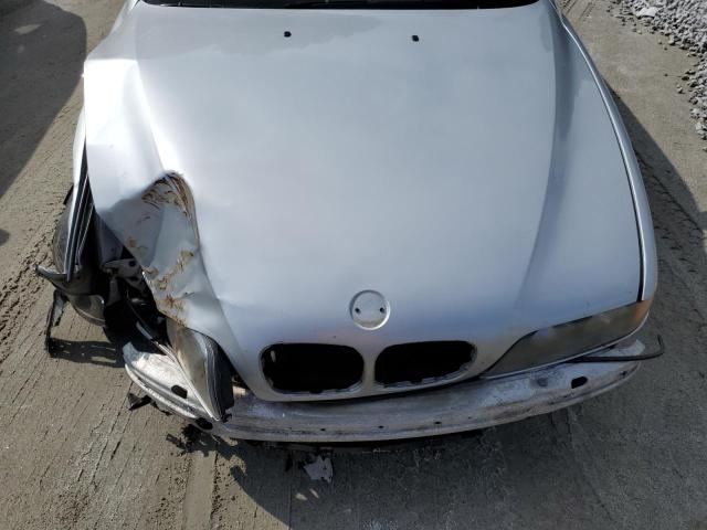 Photo 11 from auction – 2000 BMW 528 IT AUT with VIN WBADP6341YBV63425
