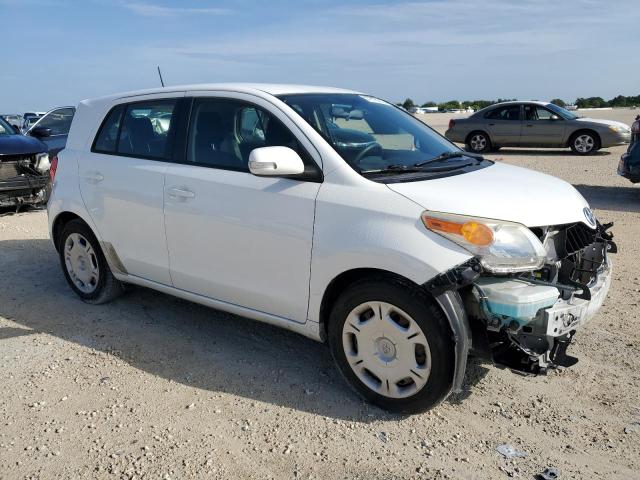 Photo 4 from auction – 2008 TOYOTA SCION XD with VIN JTKKU10468J009788