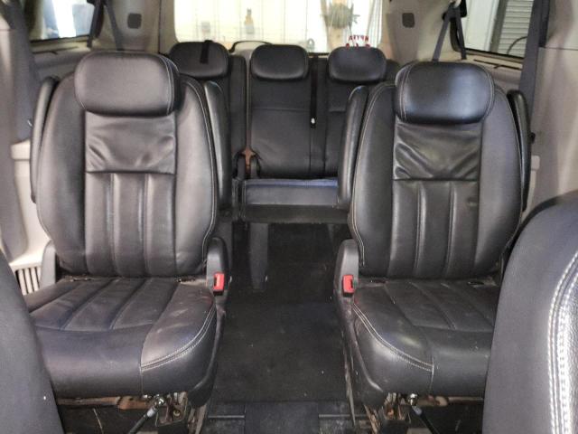 Photo 10 from auction – 2010 CHRYSLER TOWN & COU with VIN 2A4RR8D10AR381087