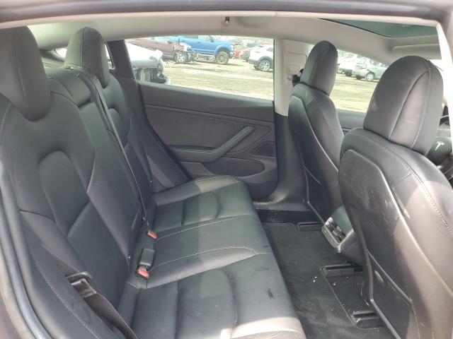 Photo 10 from auction – 2018 TESLA MODEL 3 with VIN 5YJ3E1EA8JF021381
