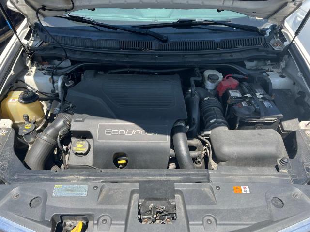 Photo 7 from auction – 2011 LINCOLN MKT with VIN 2LMHJ5AT3BBJ50322