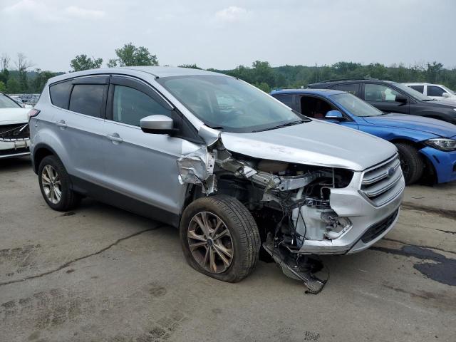 Photo 4 from auction – 2017 FORD ESCAPE SE with VIN 1FMCU9G95HUD44983