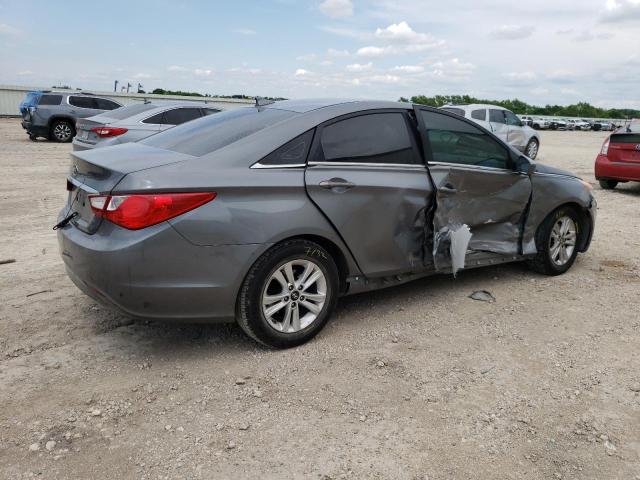 Photo 3 from auction – 2013 HYUNDAI SONATA GLS with VIN 5NPEB4AC4DH749215