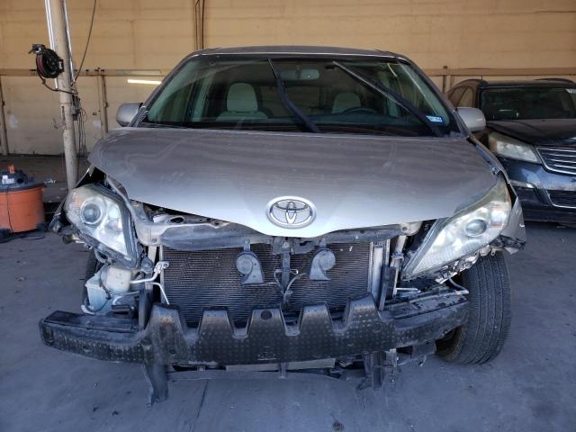 Photo 5 from auction – 2016 TOYOTA SIENNA LE with VIN 5TDKK3DC6GS720063