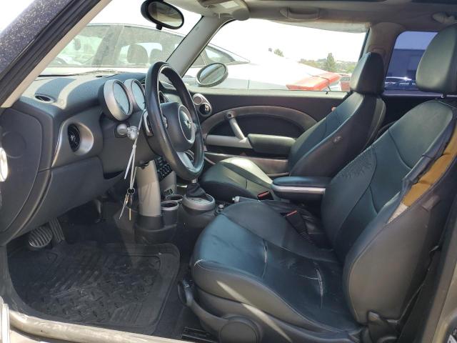 Photo 7 from auction – 2006 MINI COOPER S with VIN WMWRE33556TJ38042