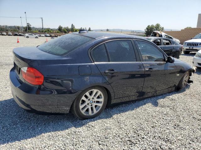 Photo 3 from auction – 2006 BMW 325 I with VIN WBAVB13576KX67349