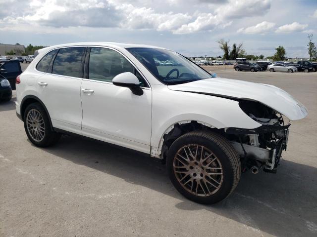 Photo 4 from auction – 2017 PORSCHE CAYENNE S with VIN WP1AB2A23HLA50362