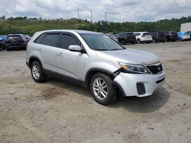 Photo 4 from auction – 2014 KIA SORENTO LX with VIN 5XYKTCA64EG542384