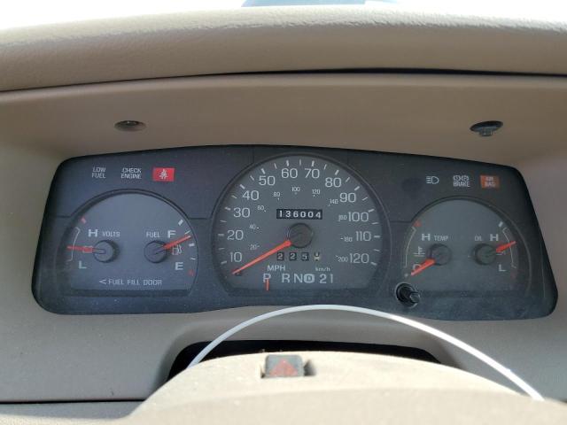 Photo 9 from auction – 2005 MERCURY GRAND MARQ with VIN 2MEFM74W55X666512