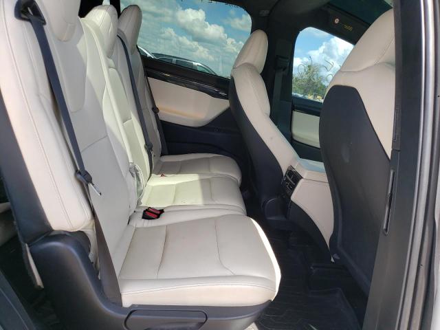 Photo 11 from auction – 2021 TESLA MODEL X with VIN 5YJXCAE22MF308798