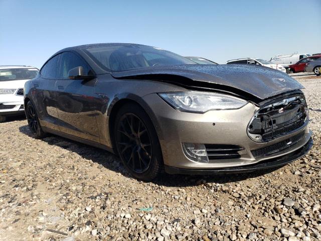 Photo 4 from auction – 2016 TESLA MODEL S with VIN 5YJSA1E26GF135372