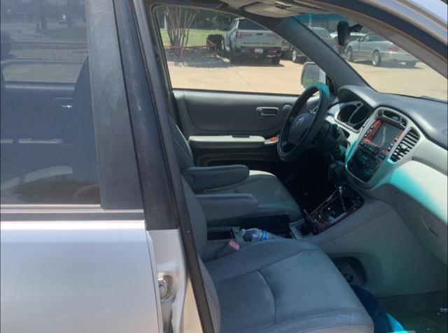 Photo 5 from auction – 2006 TOYOTA HIGHLANDER with VIN JTEDW21A960002627