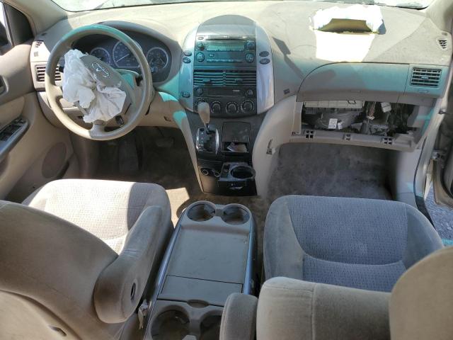 Photo 8 from auction – 2010 TOYOTA SIENNA CE with VIN 5TDKK4CC9AS323073