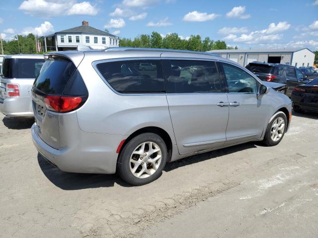 Photo 3 from auction – 2017 CHRYSLER PACIFICA T with VIN 2C4RC1EG7HR622655