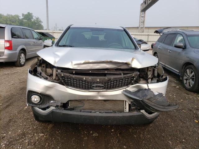 Photo 5 from auction – 2013 KIA SORENTO LX with VIN 5XYKT3A18DG409727