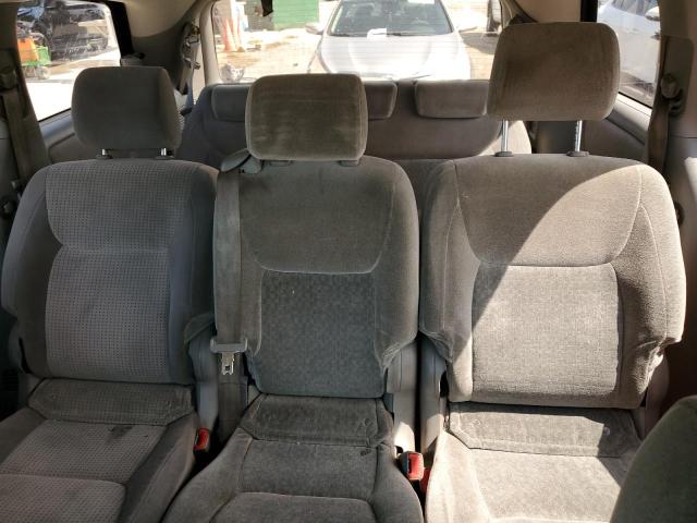 Photo 10 from auction – 2005 TOYOTA SIENNA CE with VIN 5TDZA23C05S325323