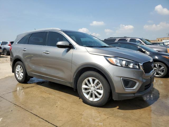 Photo 4 from auction – 2017 KIA SORENTO LX with VIN 5XYPG4A34HG209130