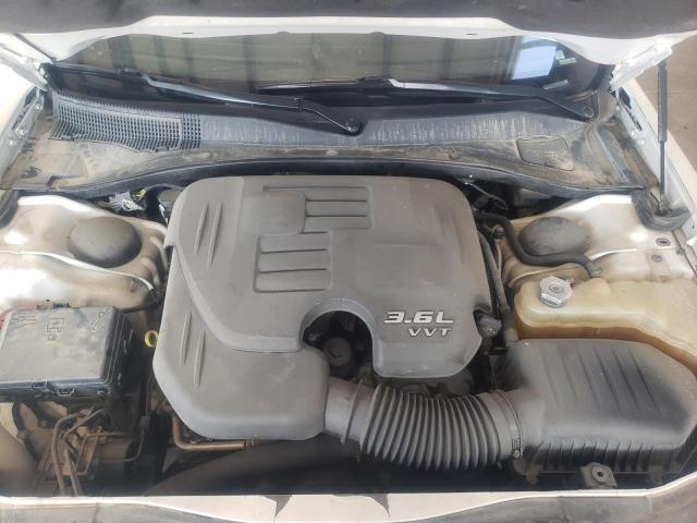Photo 7 from auction – 2011 CHRYSLER 300 LIMITE with VIN 2C3CA5CG8BH518747