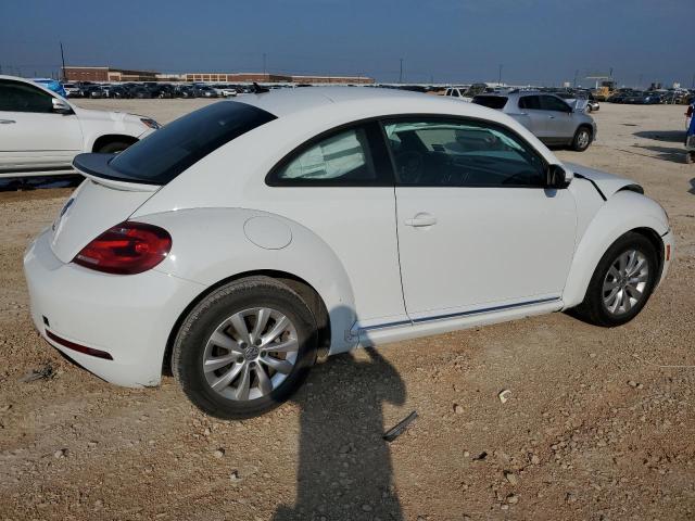 Photo 3 from auction – 2019 VOLKSWAGEN BEETLE S with VIN 3VWFD7AT6KM708931