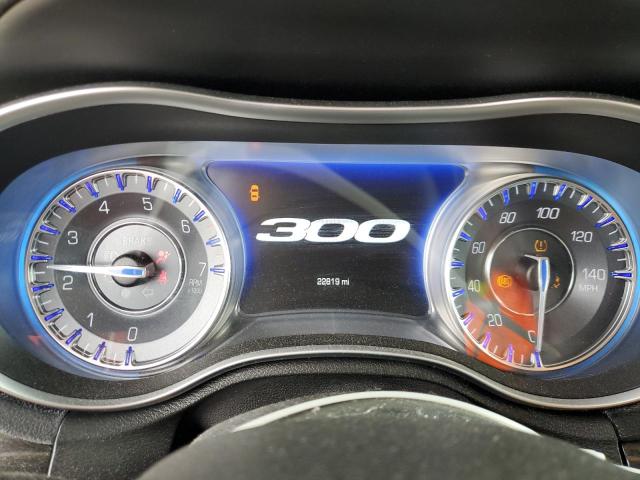 Photo 9 from auction – 2017 CHRYSLER 300 LIMITE with VIN 2C3CCAAG0HH663862