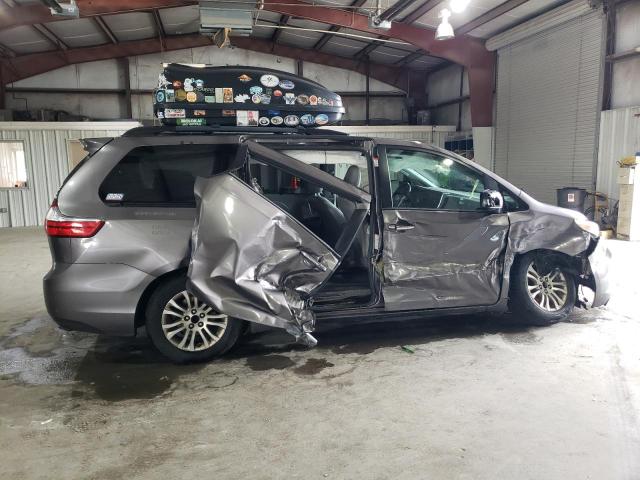 Photo 3 from auction – 2015 TOYOTA SIENNA XLE with VIN 5TDYK3DC6FS658026