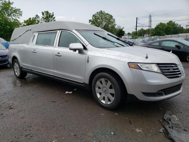 Photo 4 from auction – 2019 LINCOLN MKT with VIN 2LJMJ5LT9KBL02547