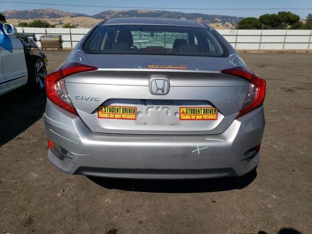 Photo 6 from auction – 2018 HONDA CIVIC LX with VIN 2HGFC2F52JH594346