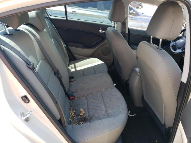 Photo 10 from auction – 2015 KIA FORTE LX with VIN KNAFK4A61F5372549